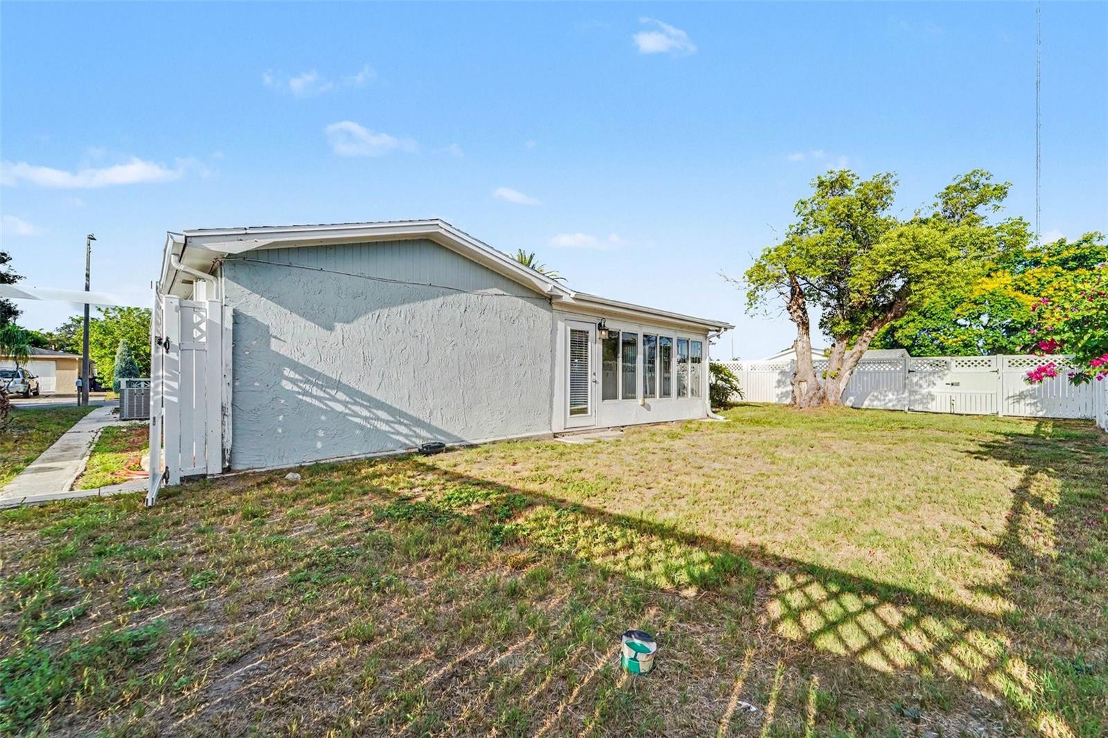 3207 Salisbury Dr Property Photo 15