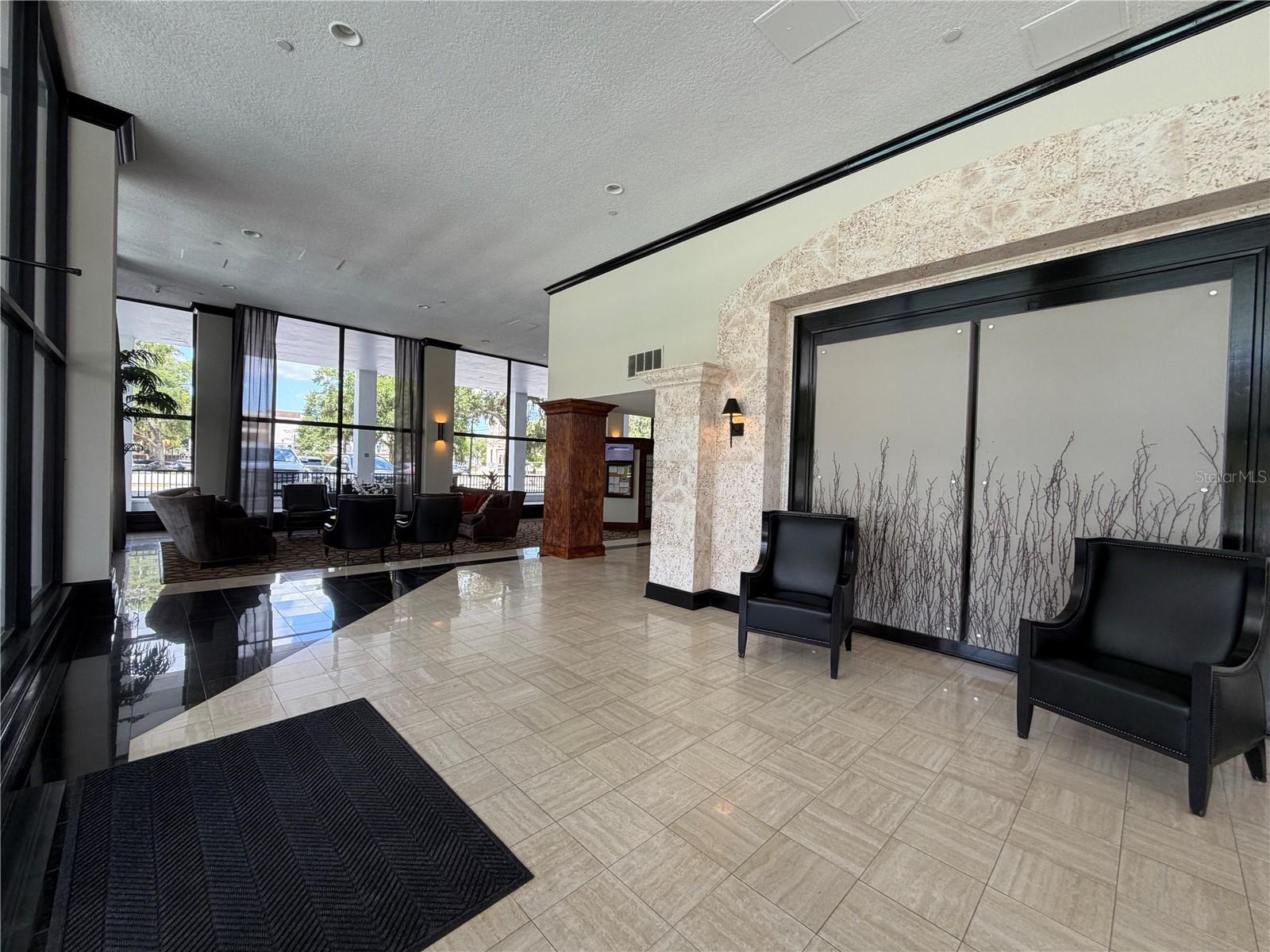 400 E Colonial Dr #1604 Property Photo 23