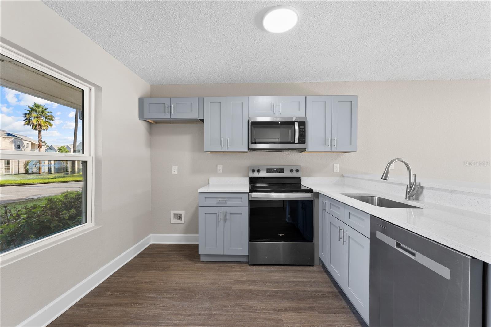 2508 Woodgate Blvd #105 Property Photo 8
