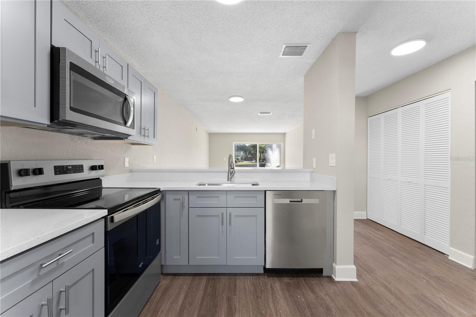 2508 Woodgate Blvd #105 Property Photo 10