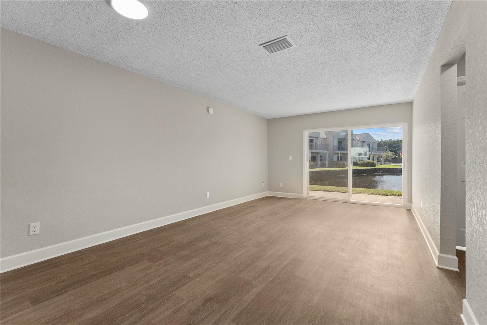2508 Woodgate Blvd #105 Property Photo 12