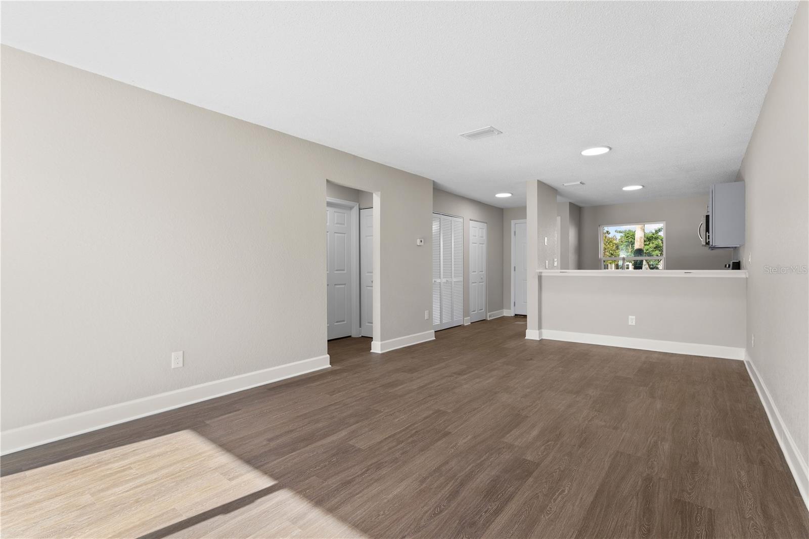 2508 Woodgate Blvd #105 Property Photo 16