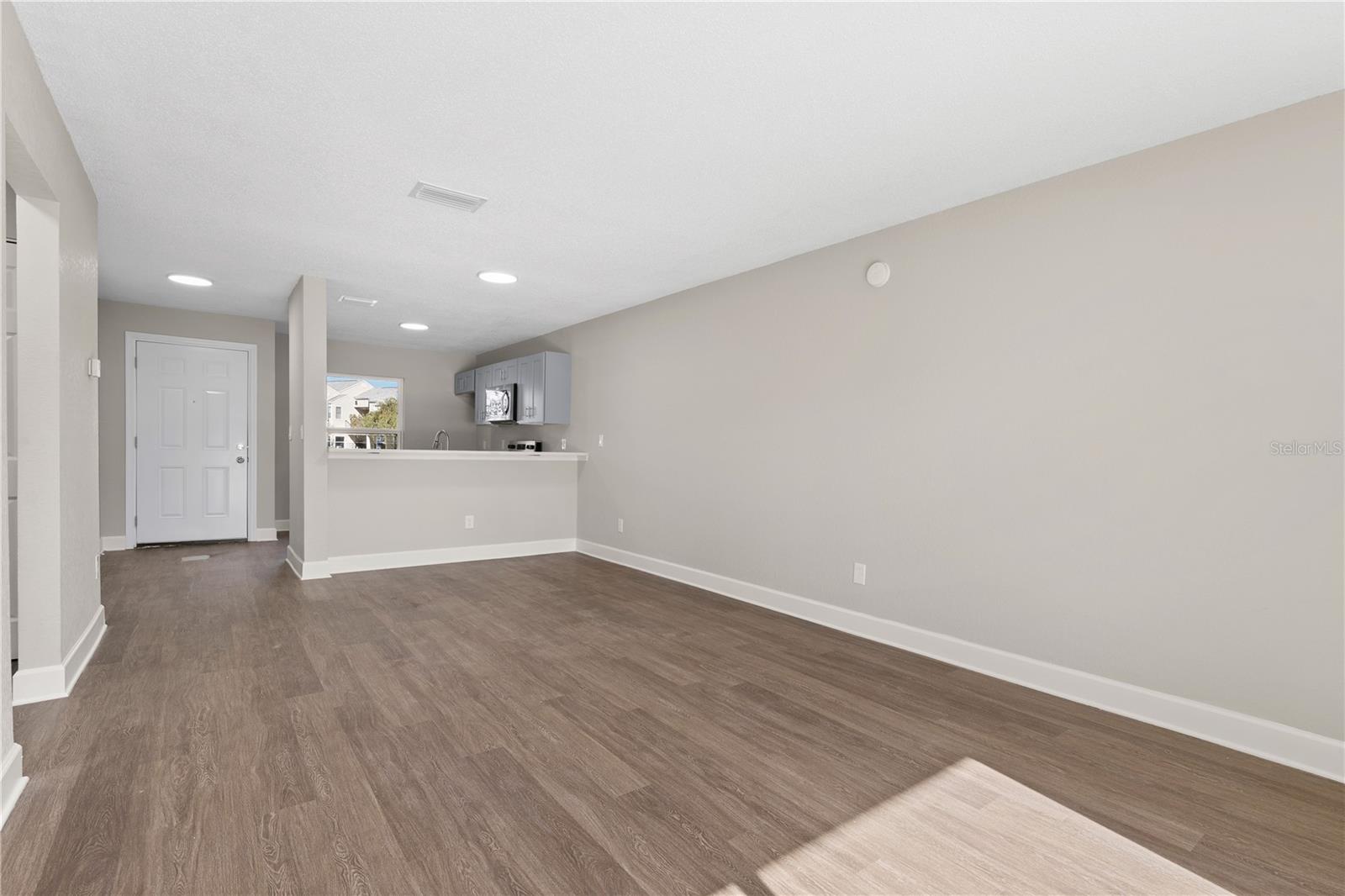 2508 Woodgate Blvd #105 Property Photo 17