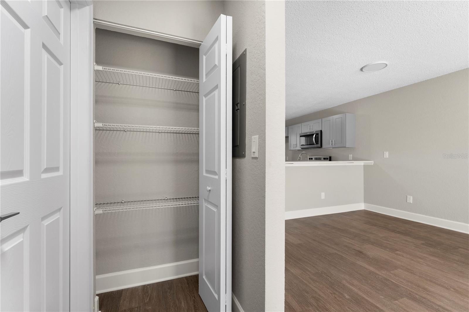 2508 Woodgate Blvd #105 Property Photo 24