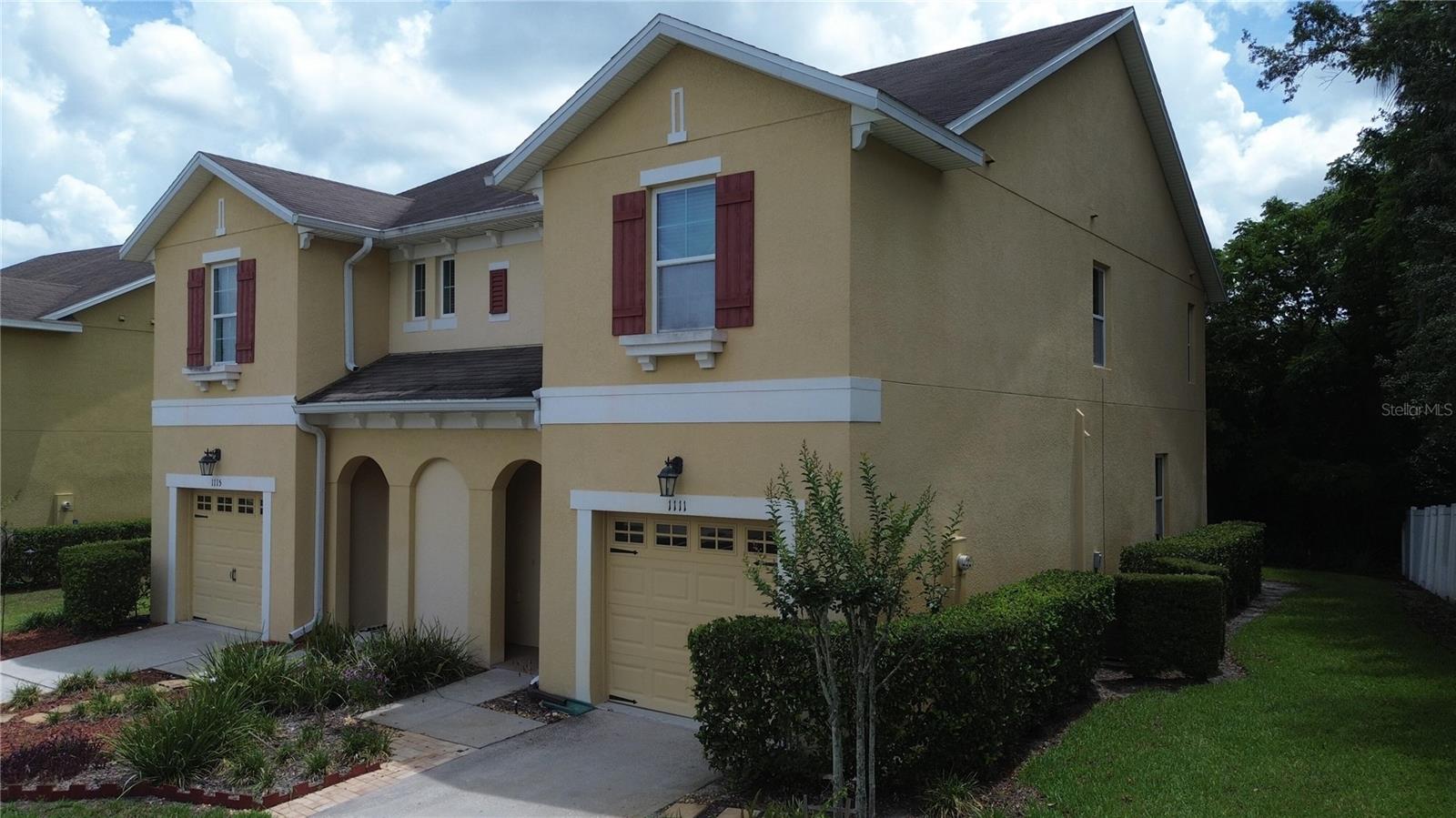 1111 Peterson Pl Property Photo 1