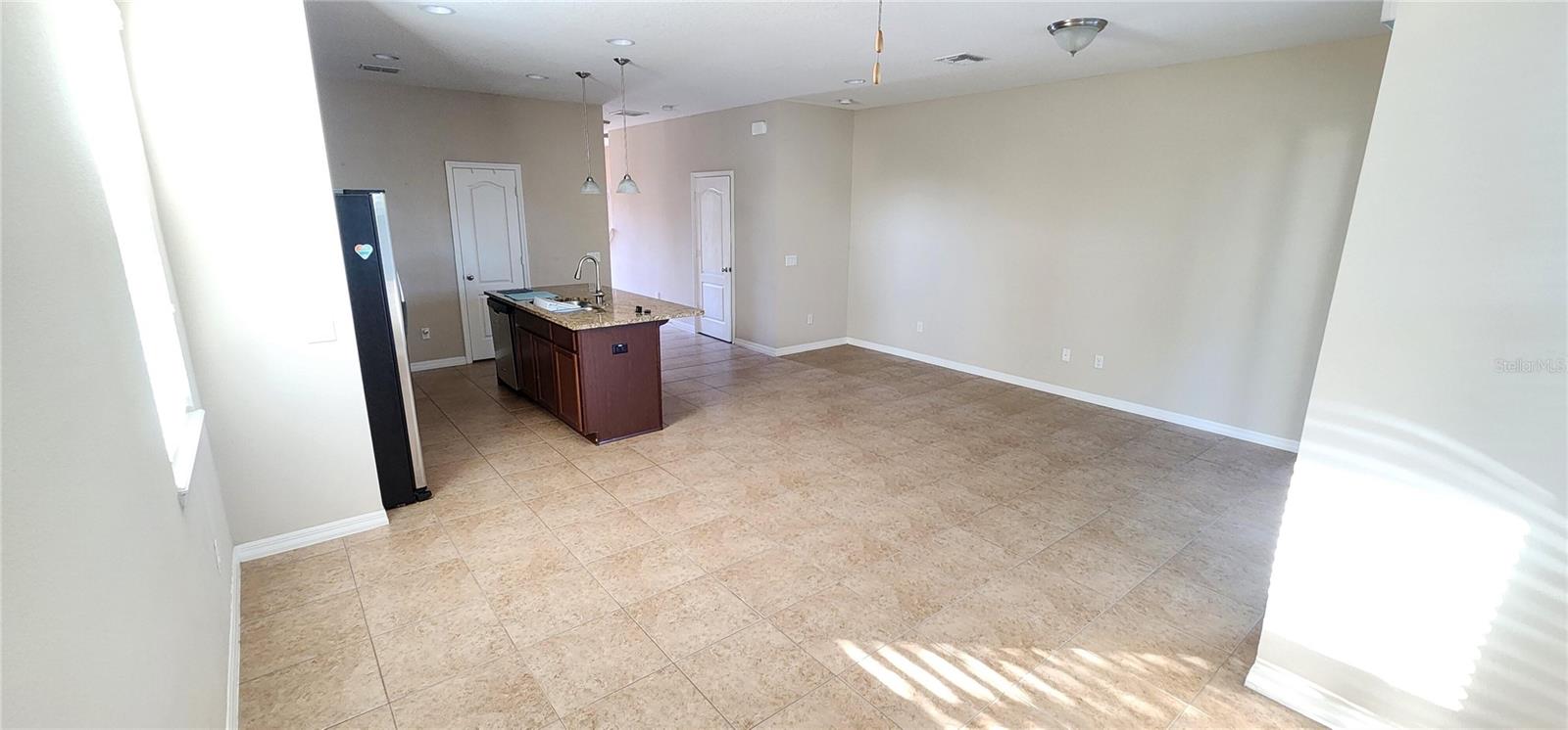 1111 Peterson Pl Property Photo 11