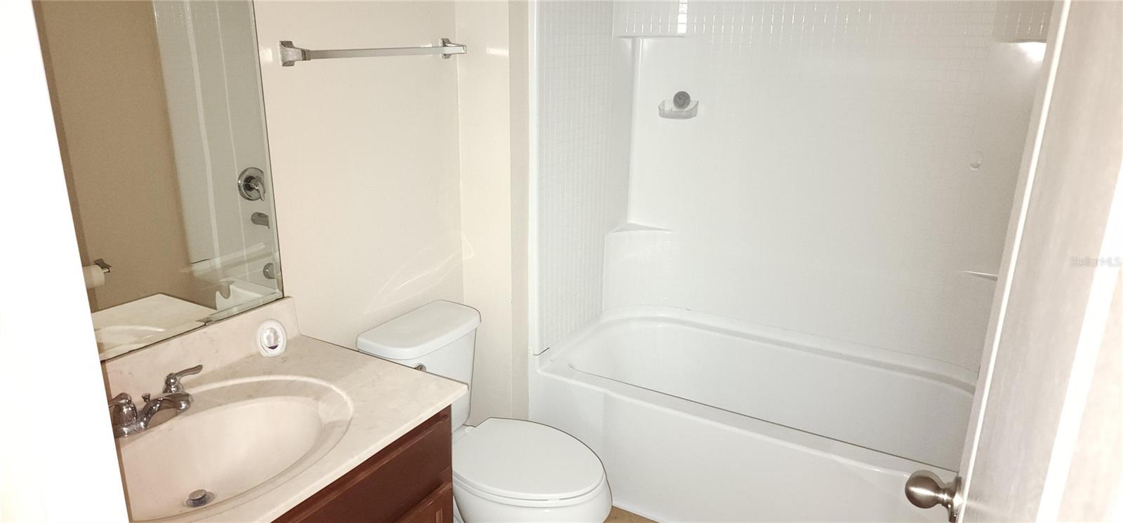 1111 Peterson Pl Property Photo 23