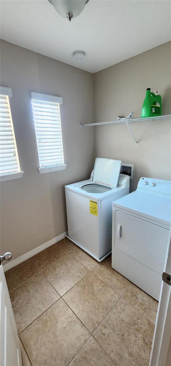 1111 Peterson Pl Property Photo 25
