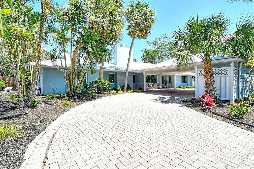 4852 Featherbed Ln Property Photo 1
