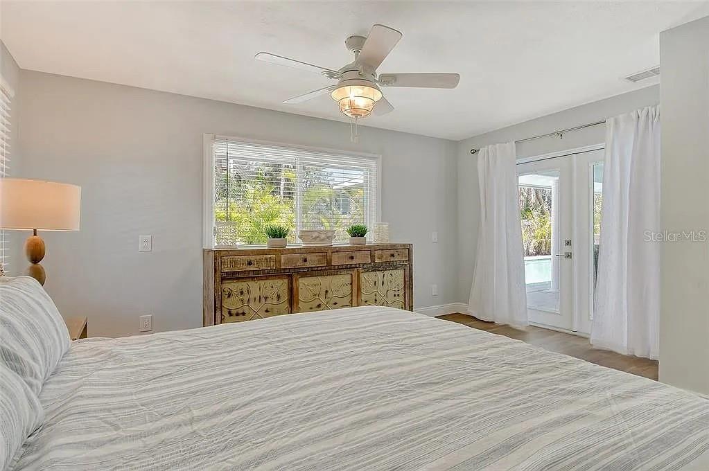 4852 Featherbed Ln Property Photo 23