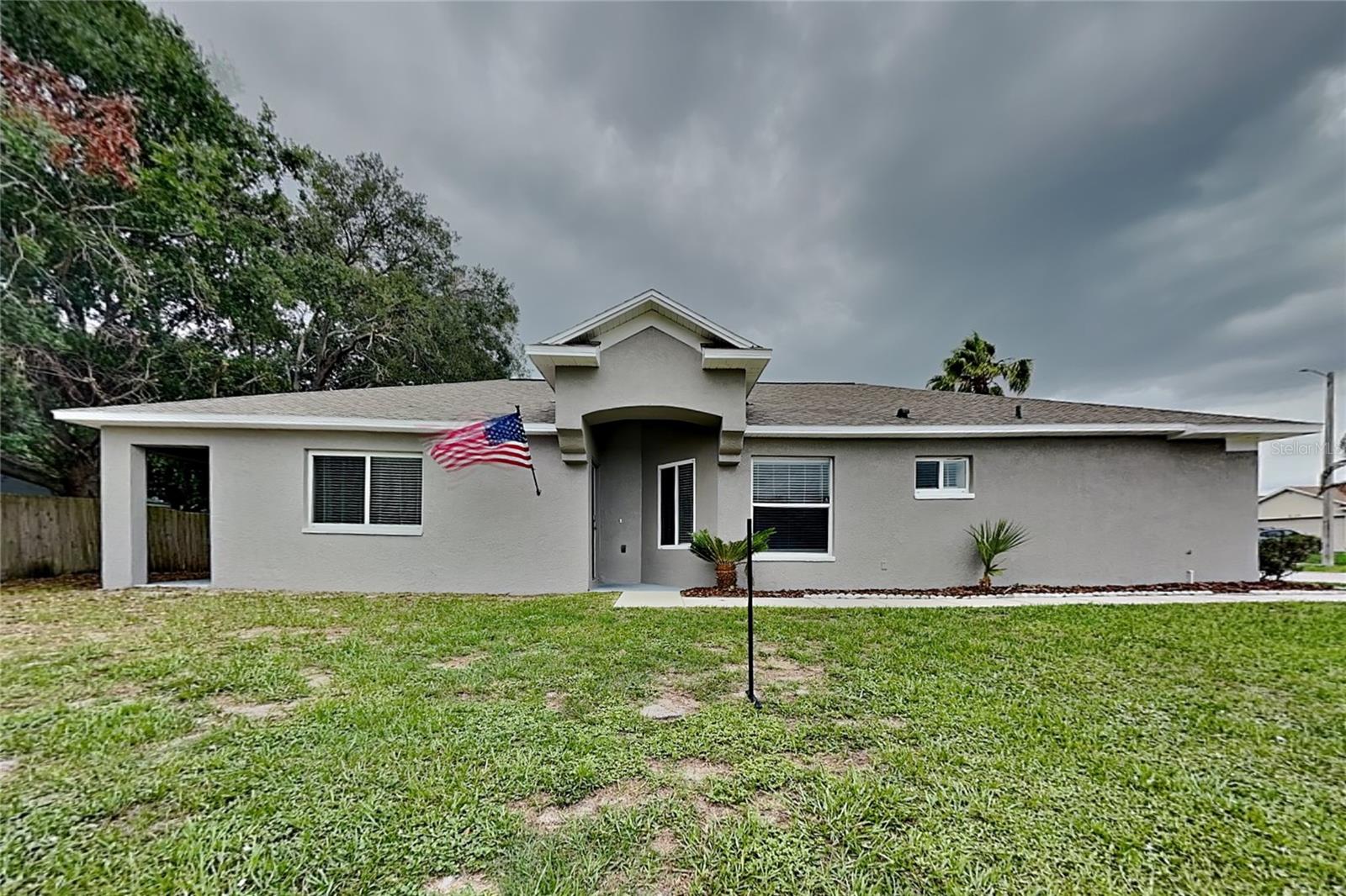 O6417296 Property Photo 1