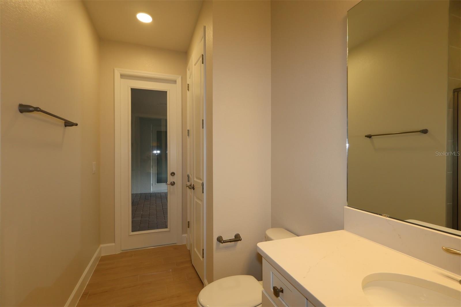 3223 Roseville Dr Property Photo 7