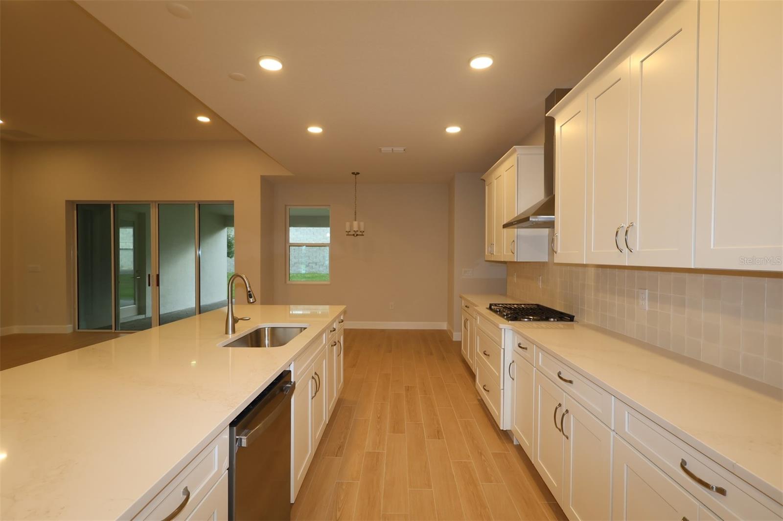 3223 Roseville Dr Property Photo 18