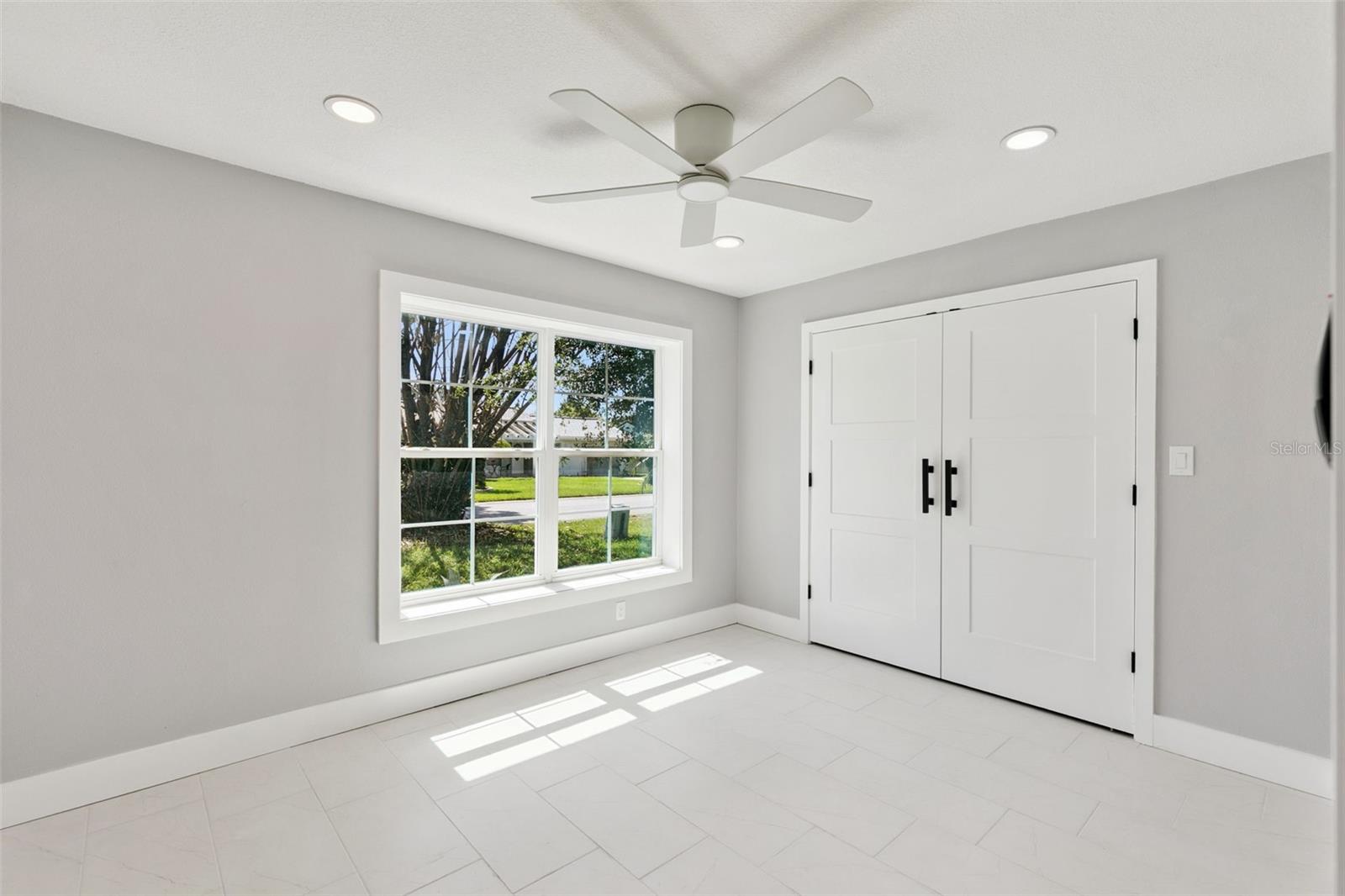 10633 Watertown Ct Property Photo 14