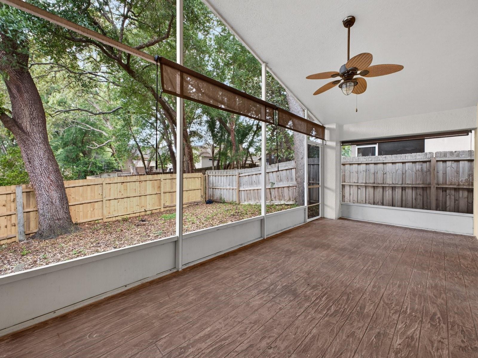 1008 Royal Oaks Dr Property Photo 20