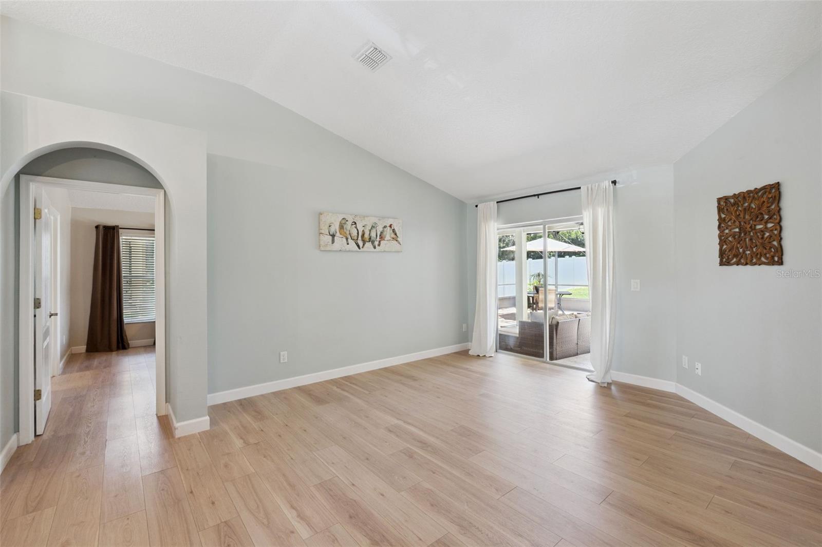 14975 Faversham Cir Property Photo 9