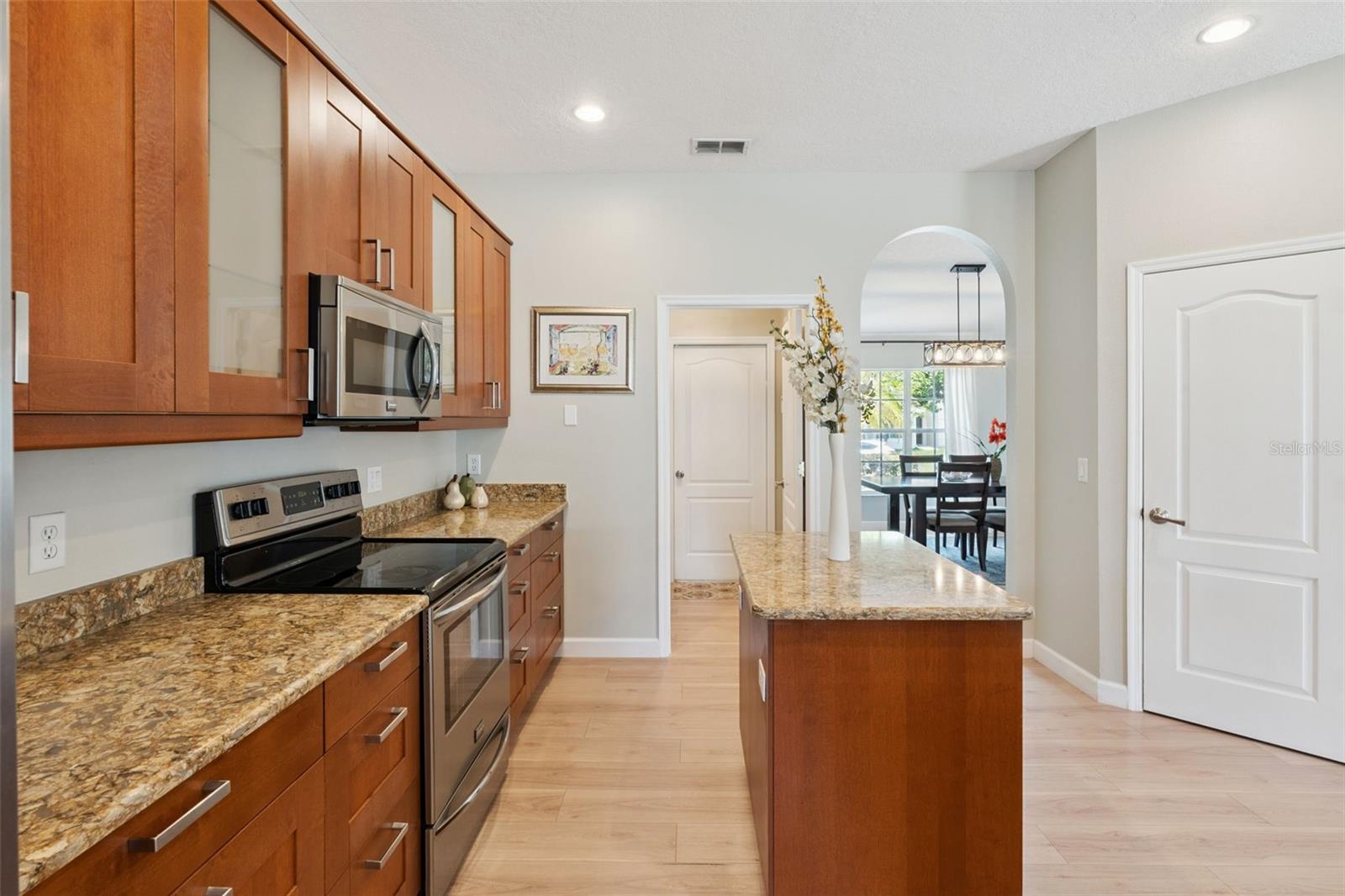 14975 Faversham Cir Property Photo 11