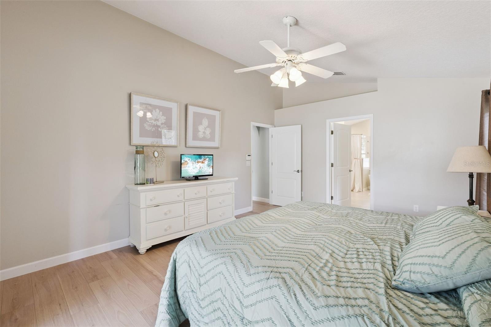 14975 Faversham Cir Property Photo 23