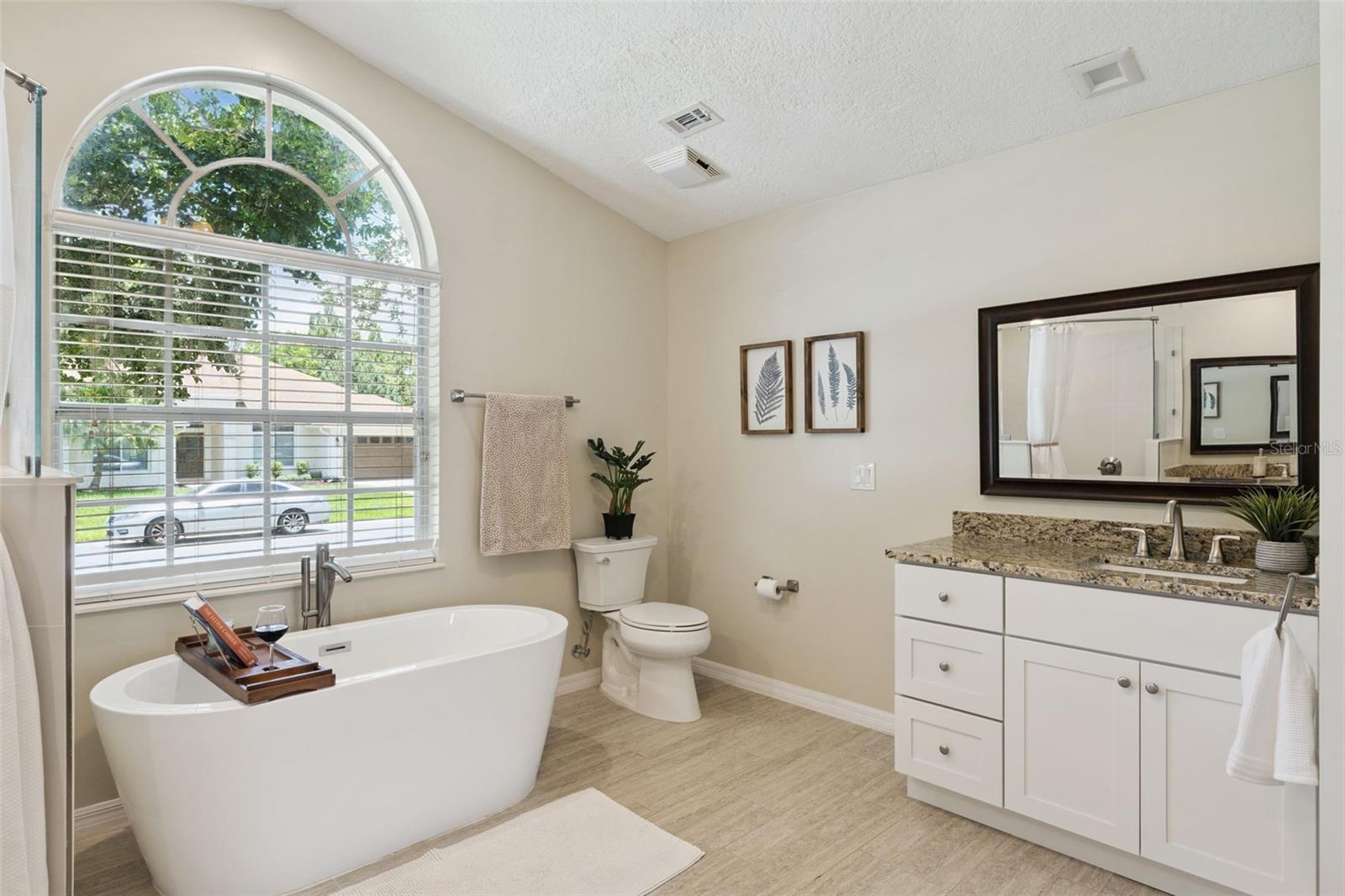 14975 Faversham Cir Property Photo 26