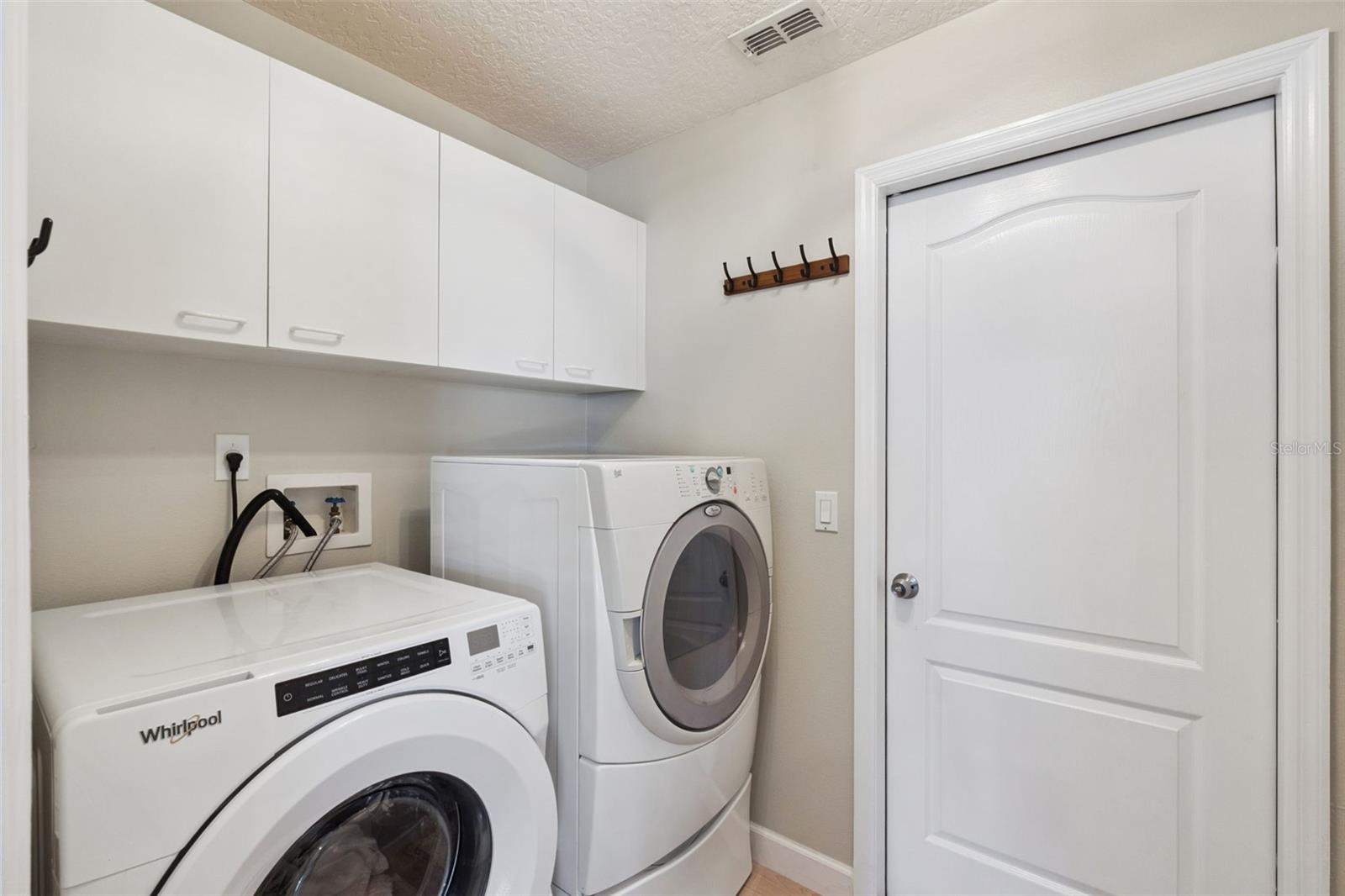 14975 Faversham Cir Property Photo 37