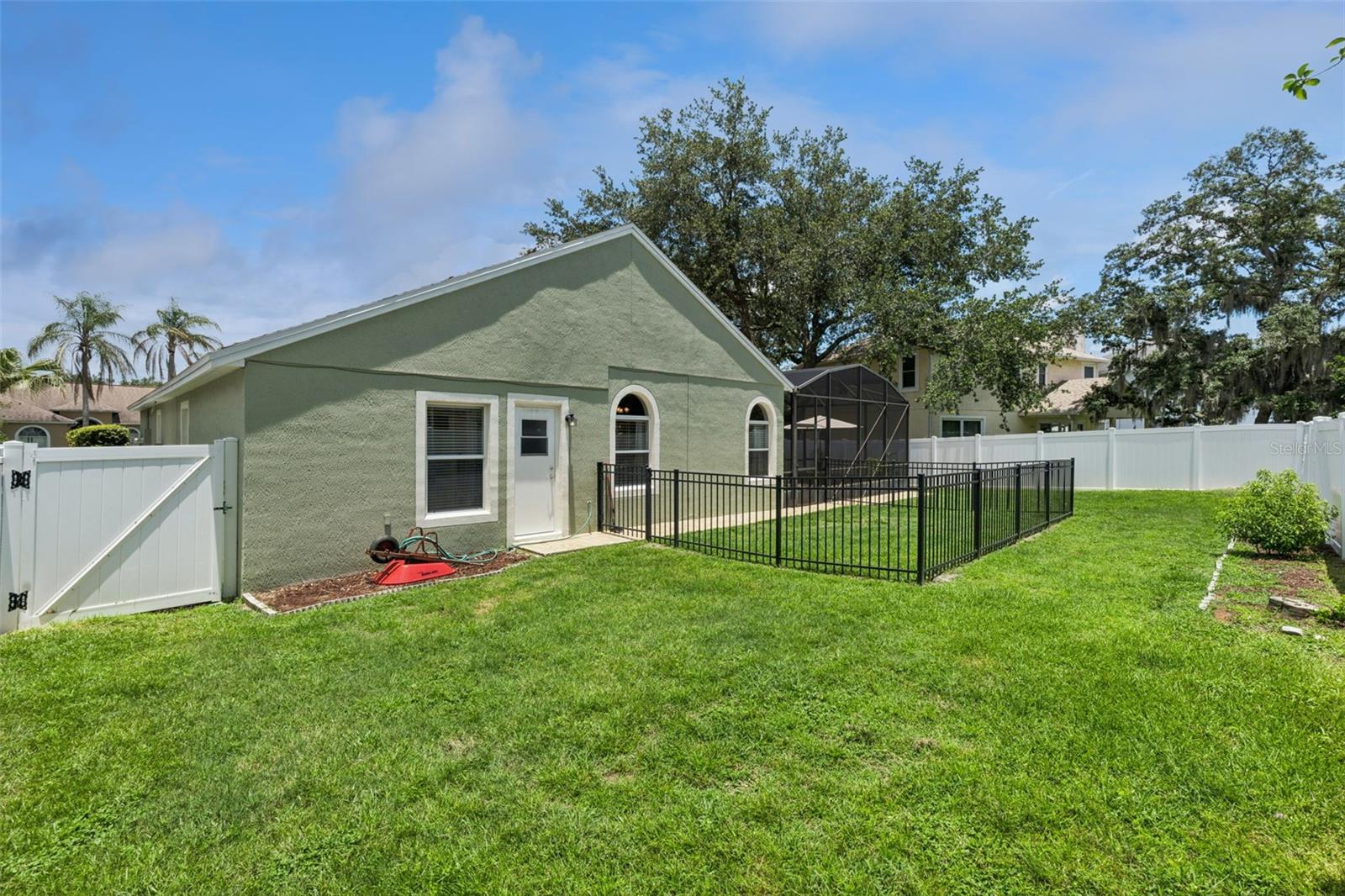 14975 Faversham Cir Property Photo 43