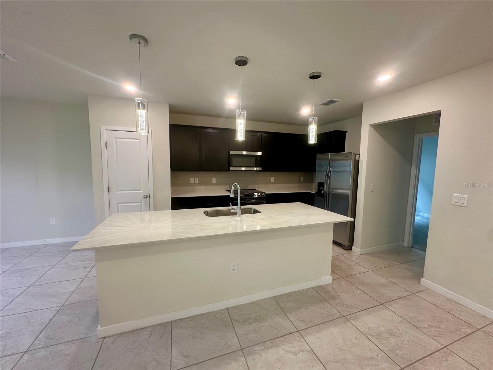 1261 Regal King Dr Property Photo 2