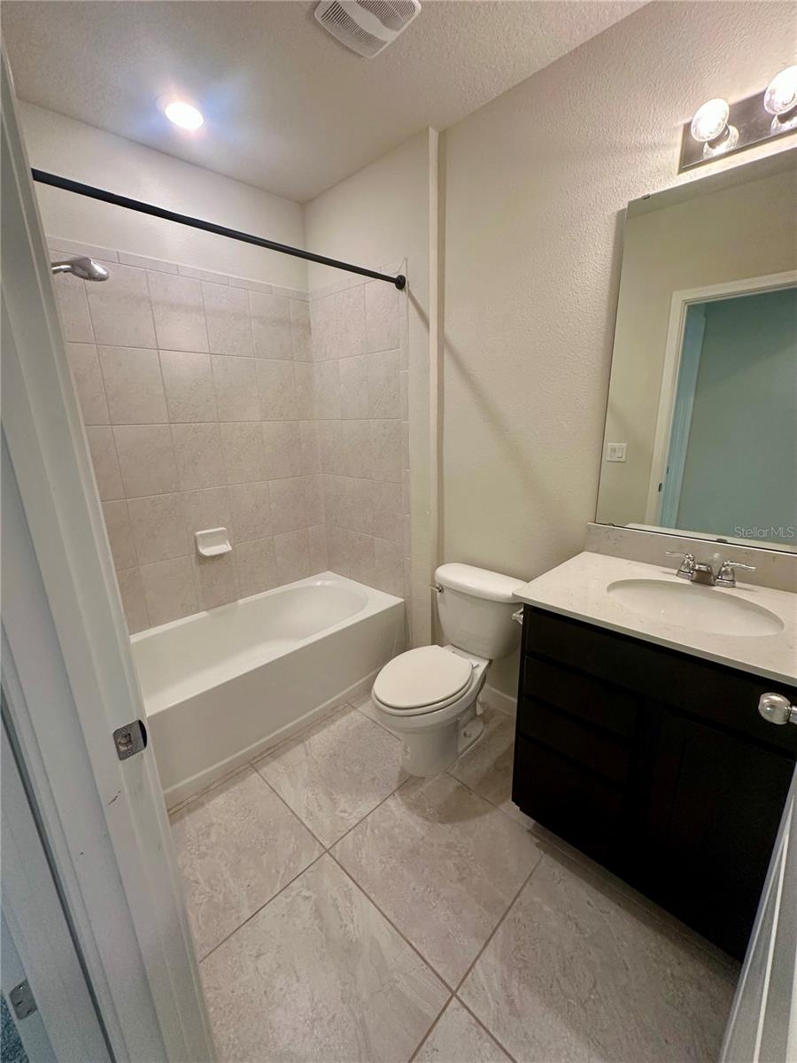 1261 Regal King Dr Property Photo 7