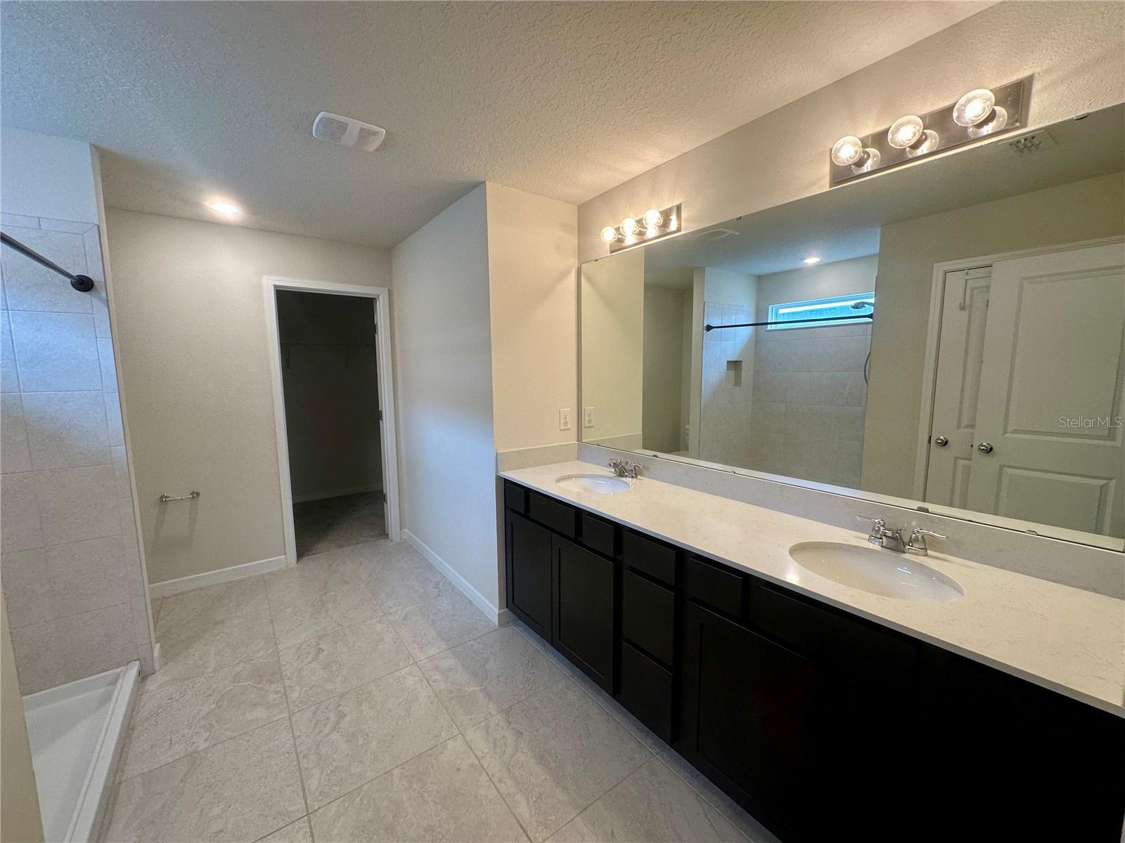 1261 Regal King Dr Property Photo 10