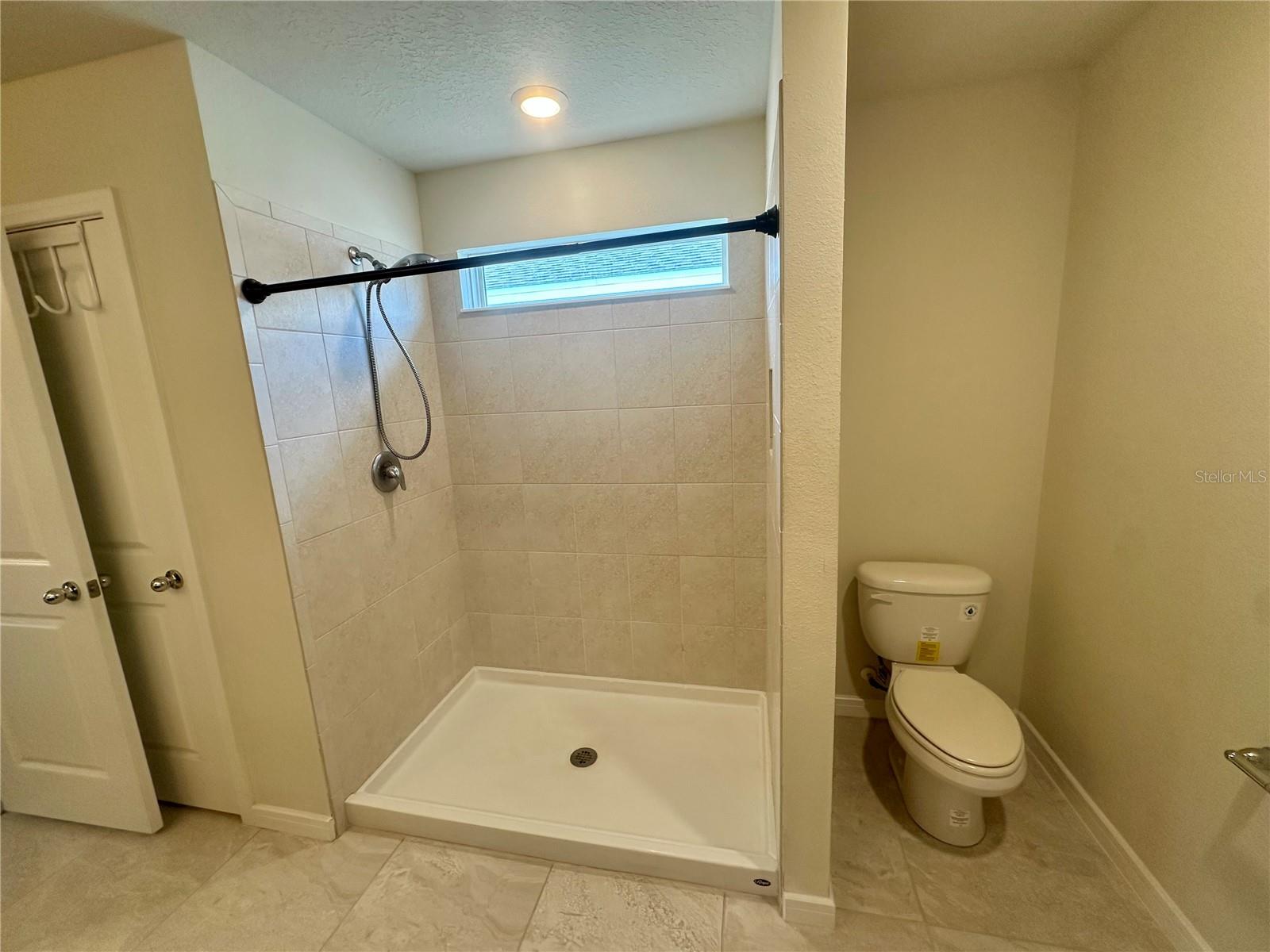 1261 Regal King Dr Property Photo 11