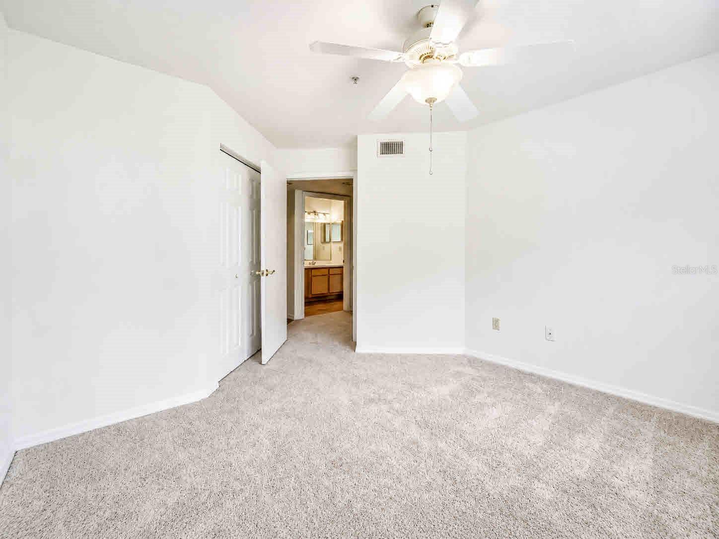 7270 Westpointe Blvd #910 Property Photo 14