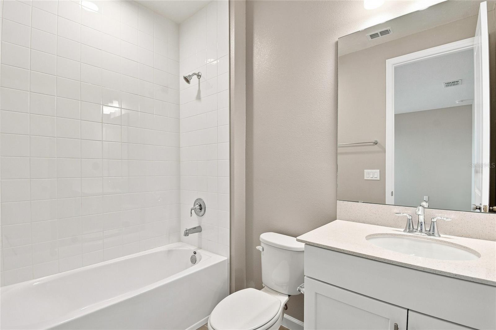 3206 Wolf Lake Ave Property Photo 19