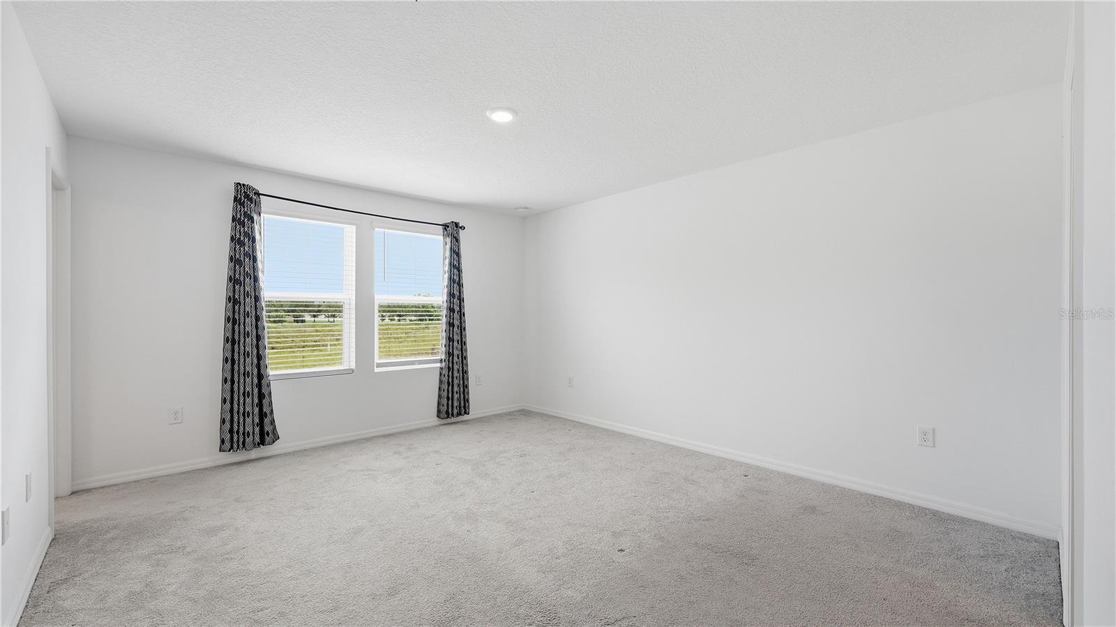 4790 Revolutionary Way Property Photo 21