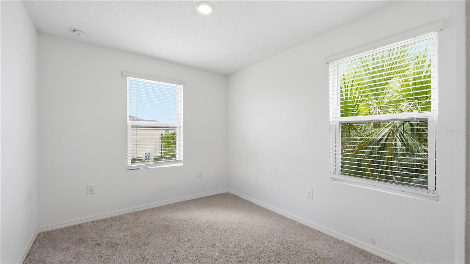 4790 Revolutionary Way Property Photo 27