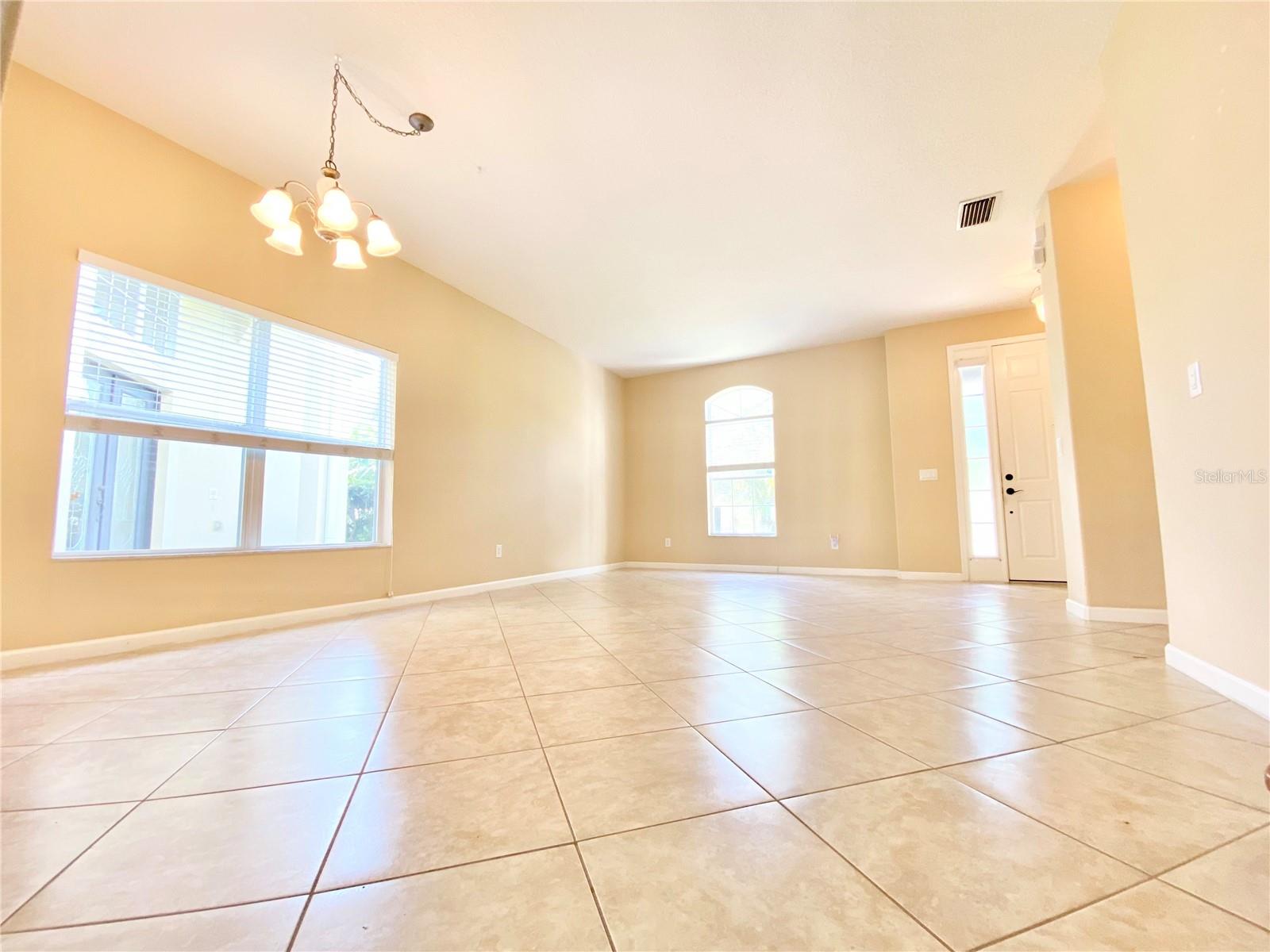 10973 Willow Ridge Loop Property Photo 8