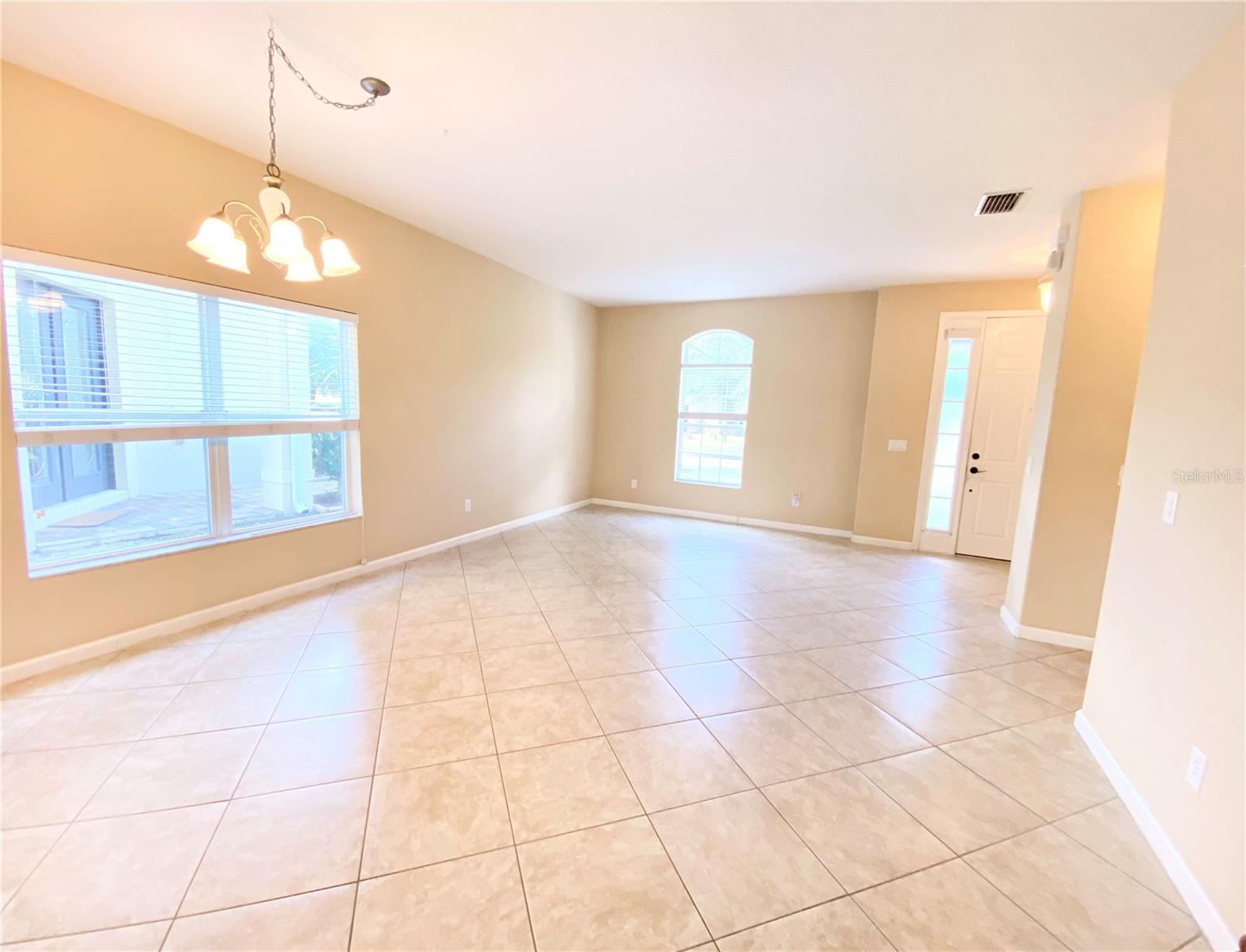 10973 Willow Ridge Loop Property Photo 9