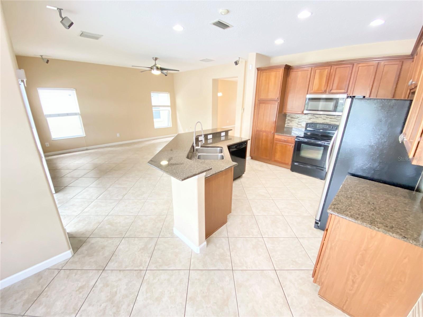 10973 Willow Ridge Loop Property Photo 20