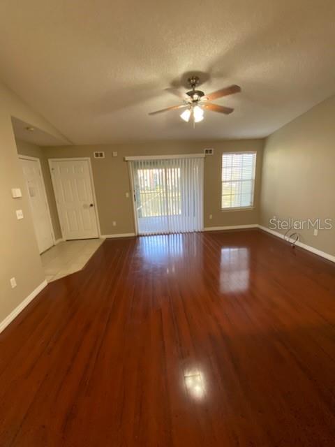 5028 Park Central Dr #2128 Property Photo 5