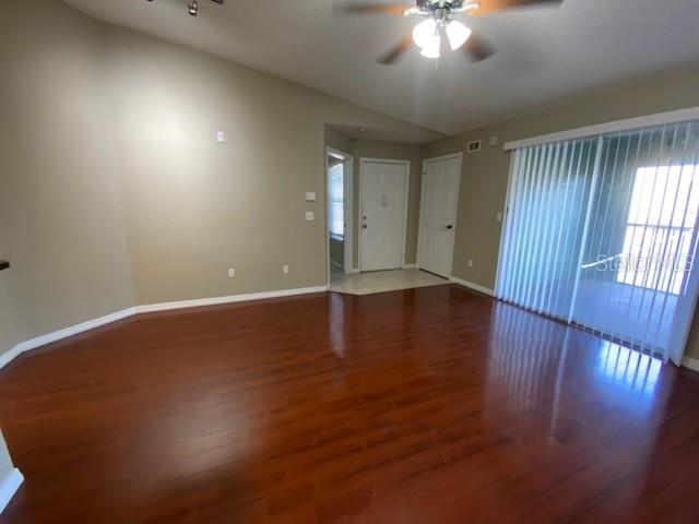 5028 Park Central Dr #2128 Property Photo 6