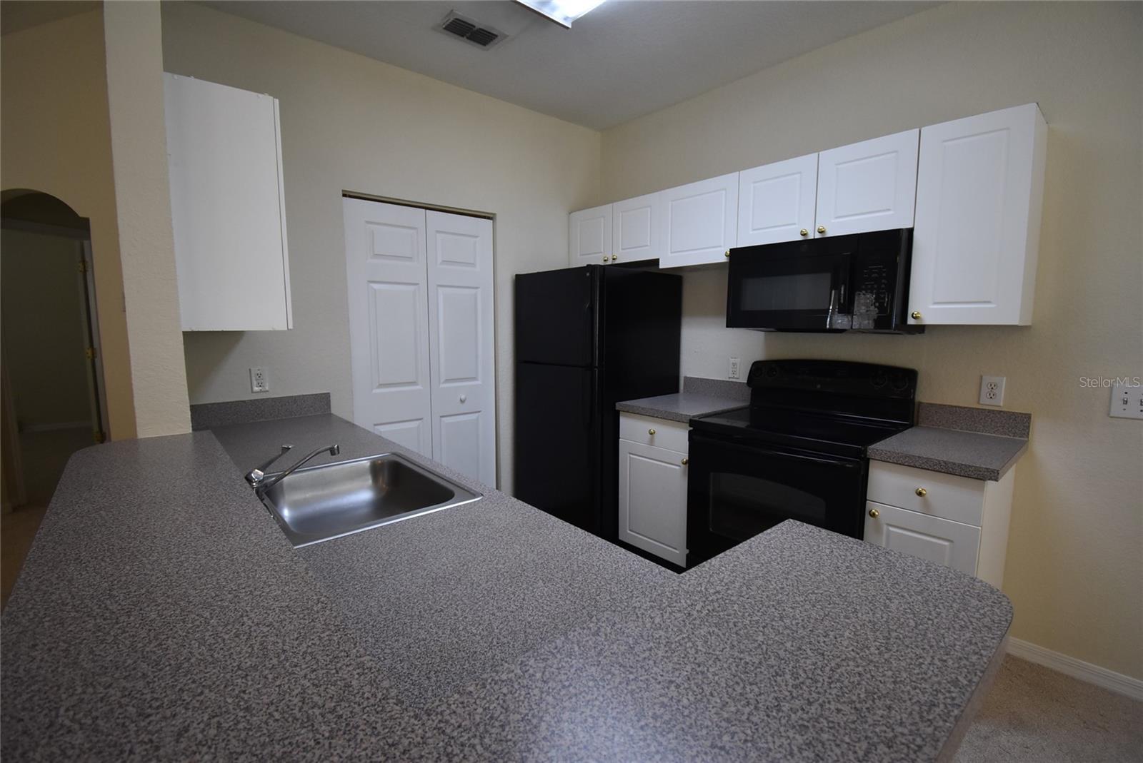 862 Grand Regency Pt #205 Property Photo 4