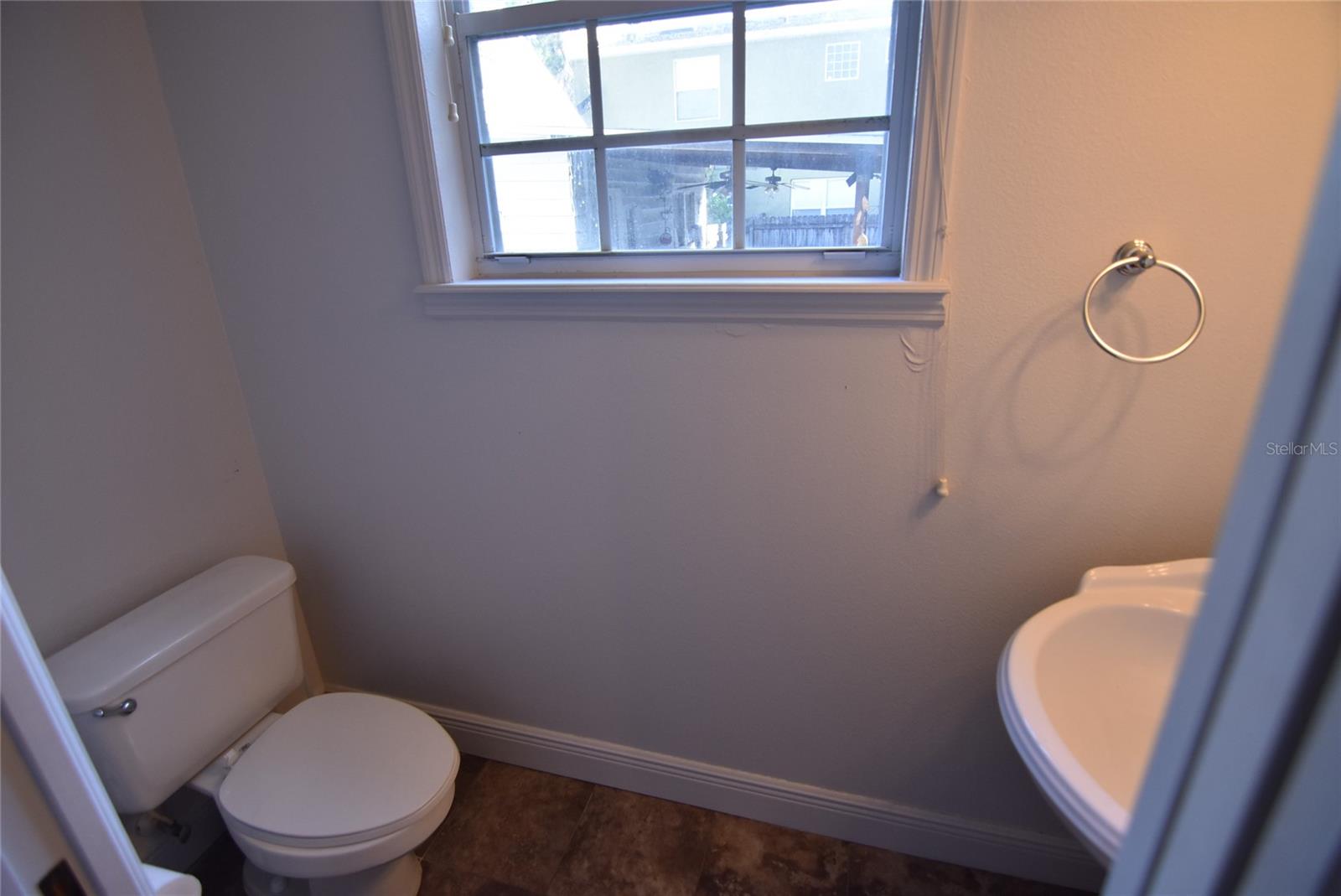 2618 E Central Blvd Property Photo 3