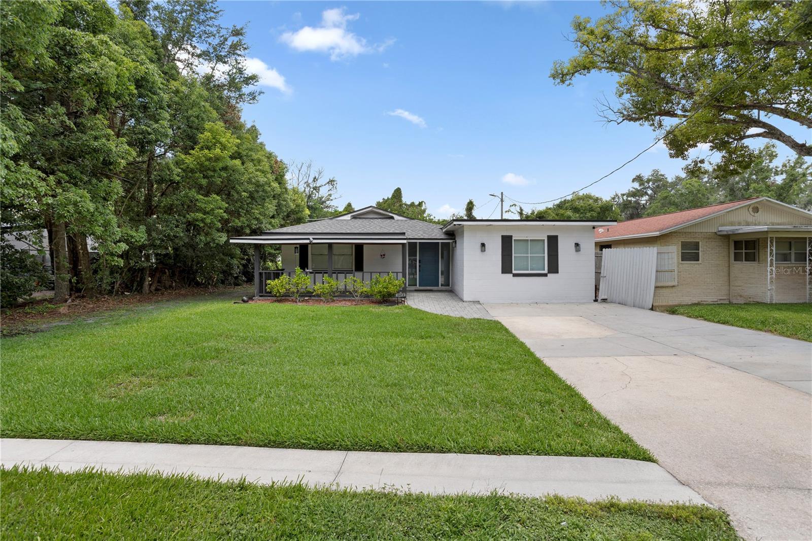 2412 Grandview Ave Property Photo 1