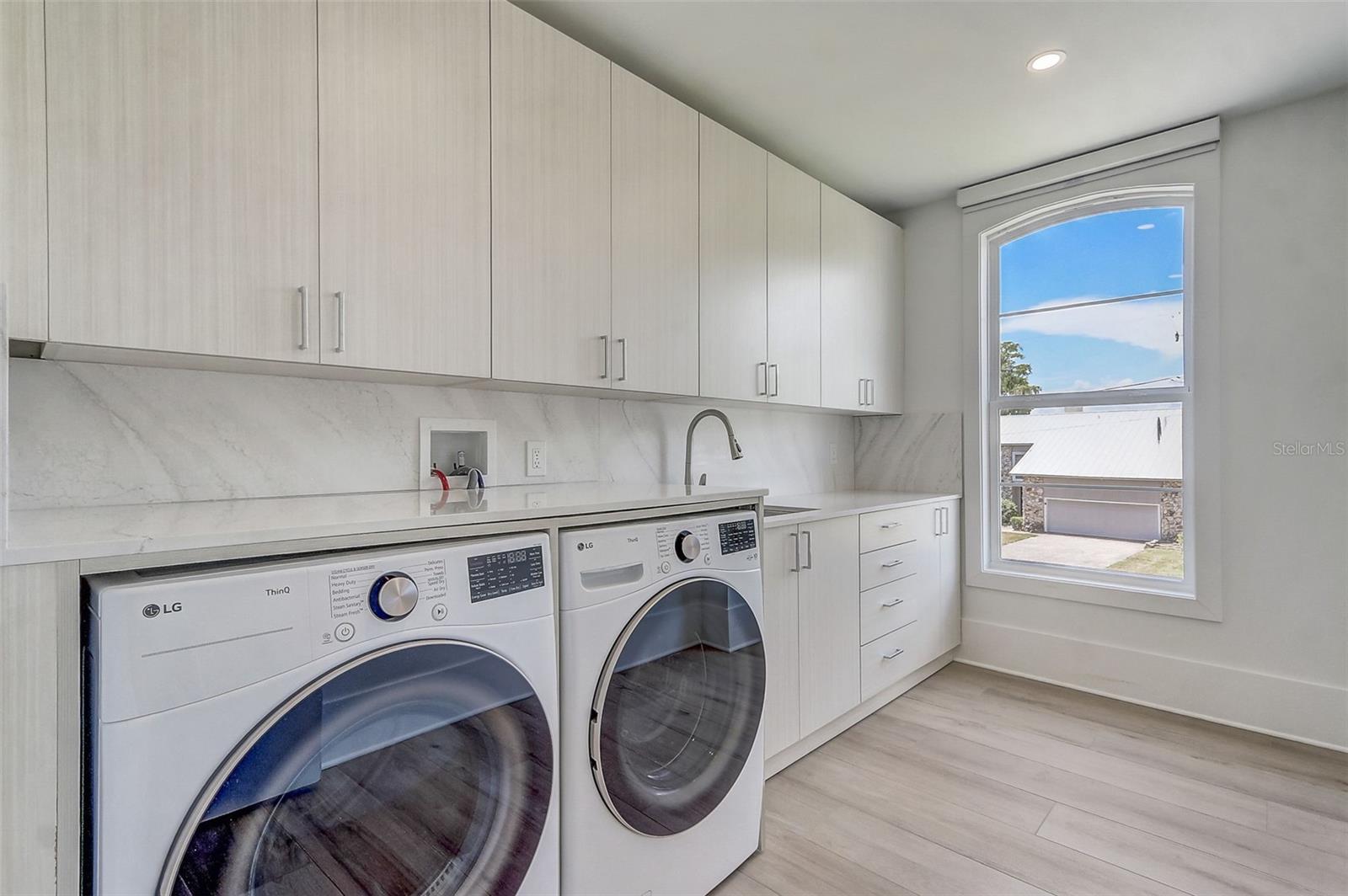 9940 Lone Tree Ln Property Photo 32