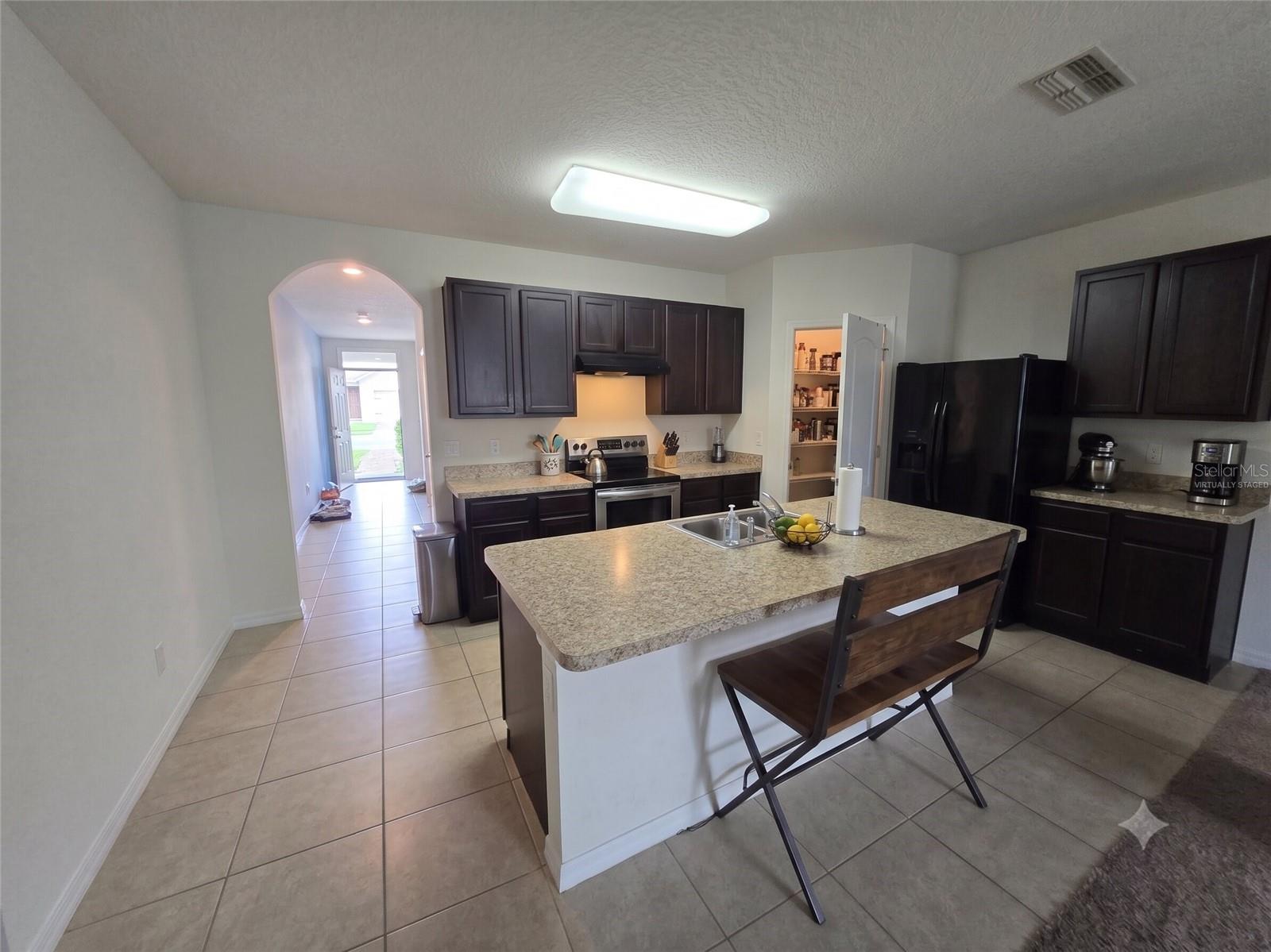 231 Willow Bend Dr Property Photo 6