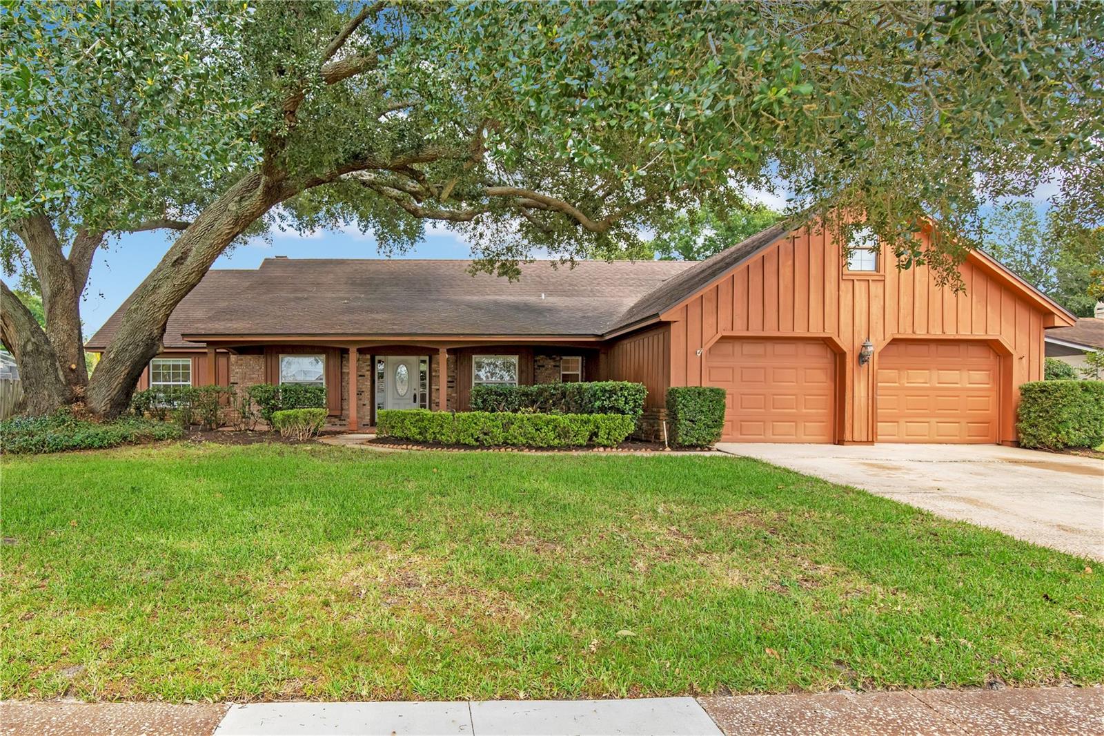 5307 JADE CIR Property Photo 1