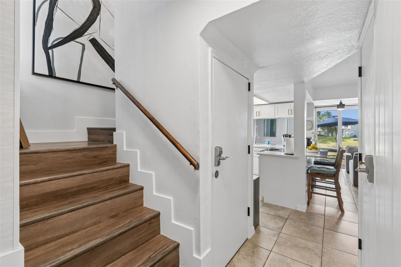 668 Caribbean Dr Property Photo 21