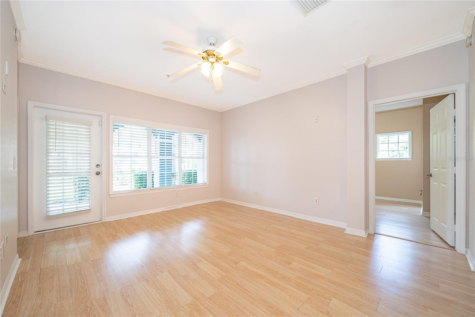 3589 Conroy Rd #1015 Property Photo 18