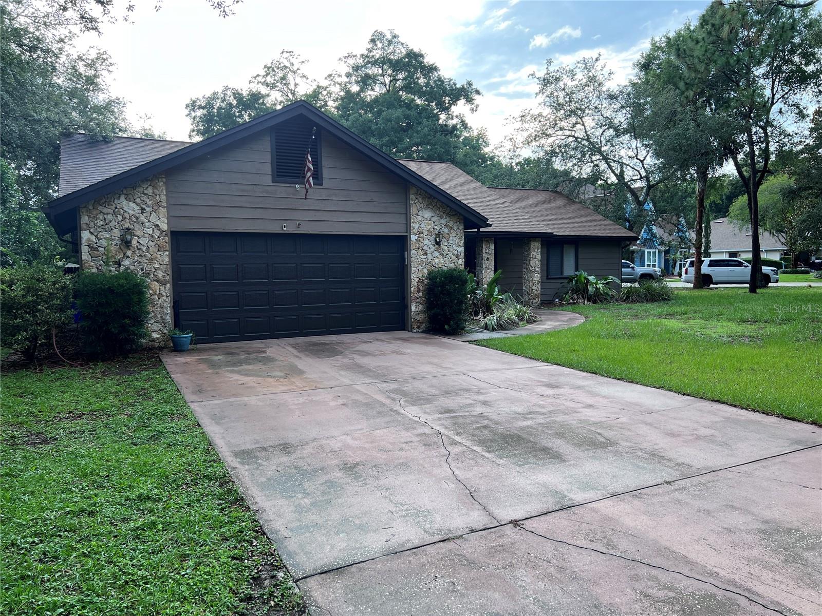357 Tymber Run Property Photo 1