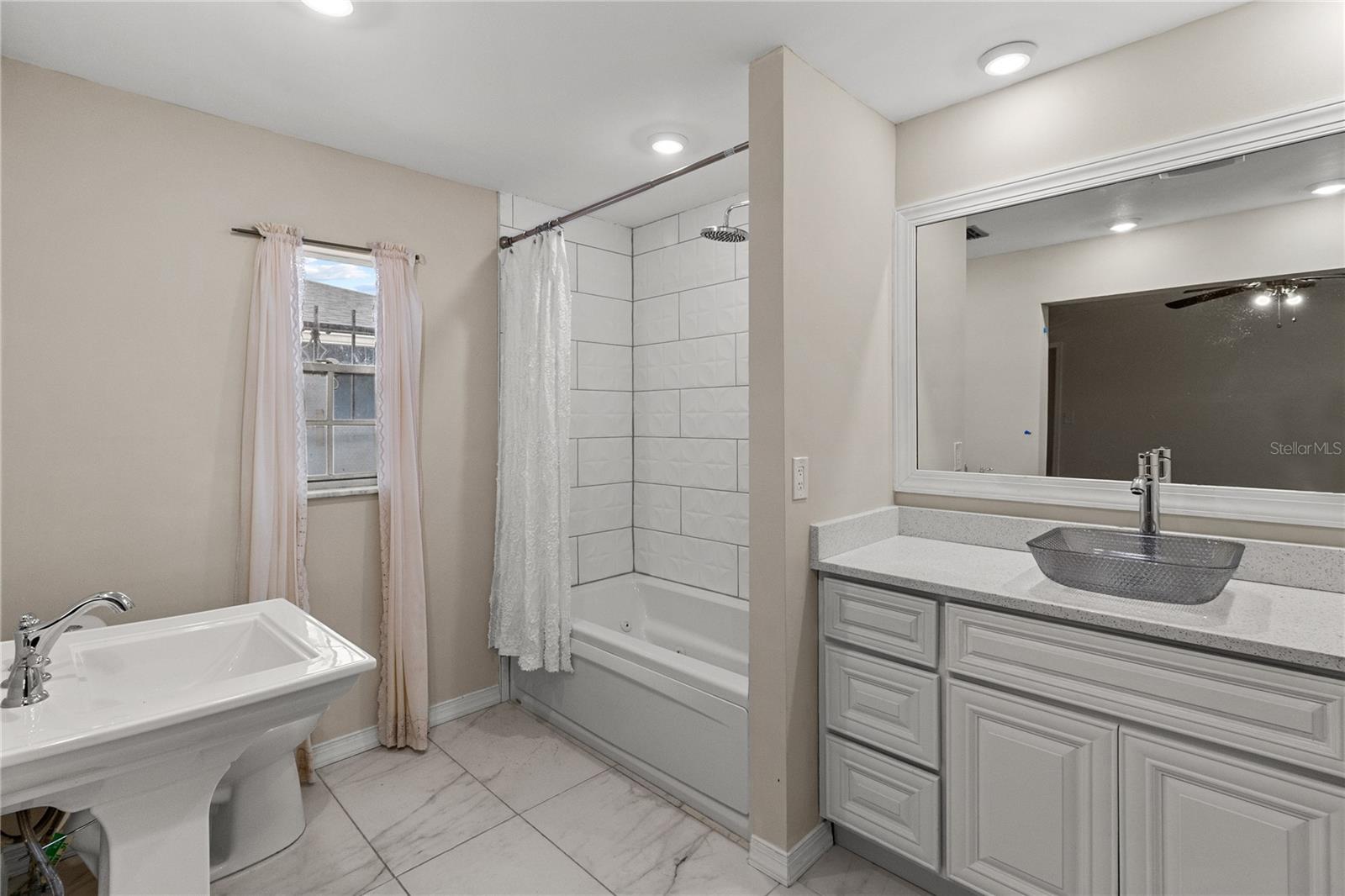 1700 Needlewood Ln Property Photo 15