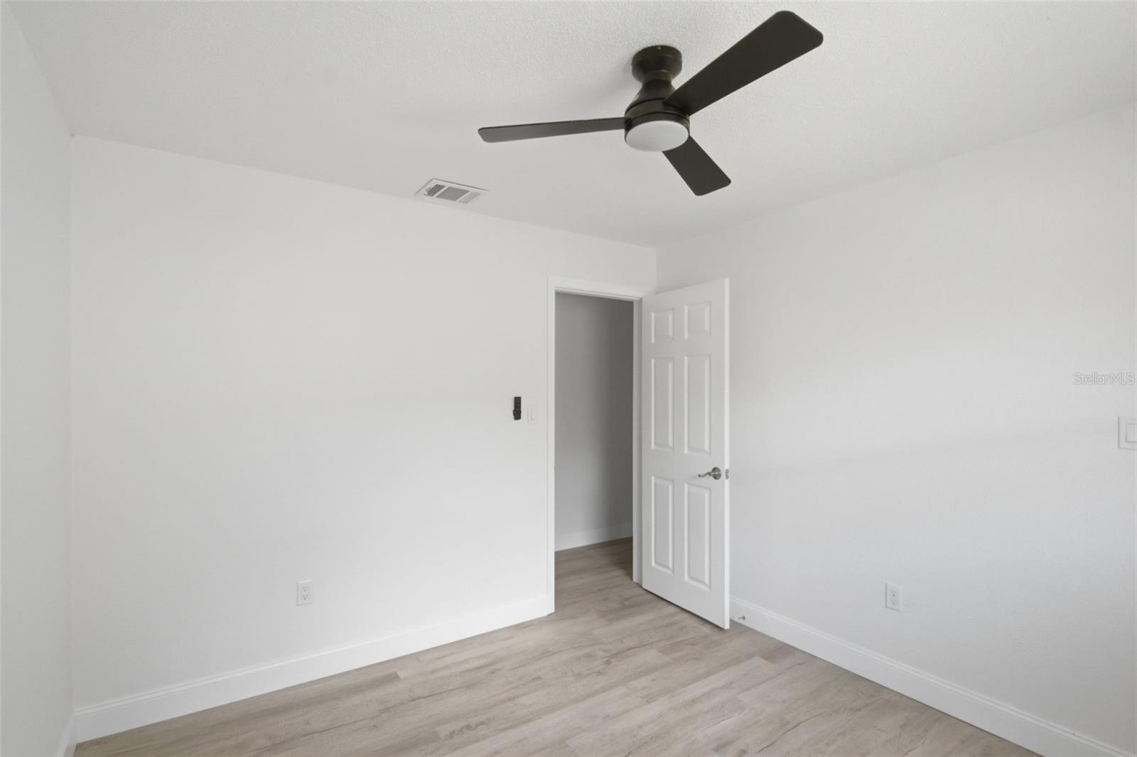 2733 Castle Oak Ave Property Photo 15