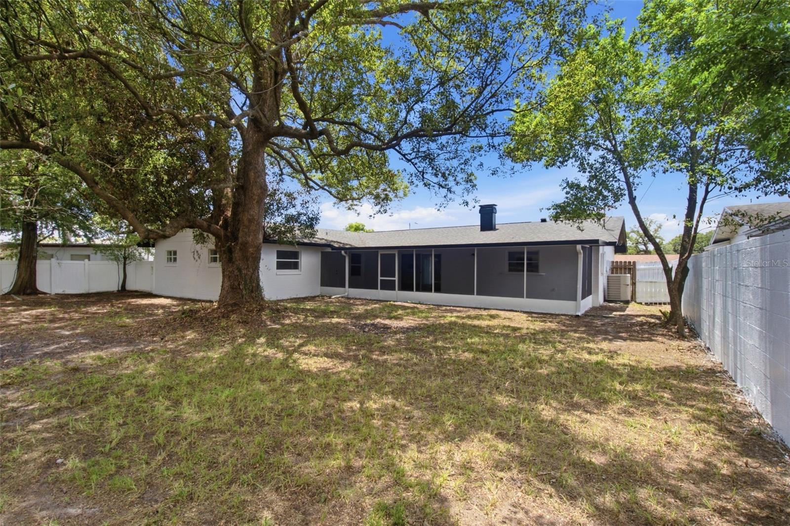 2733 Castle Oak Ave Property Photo 28